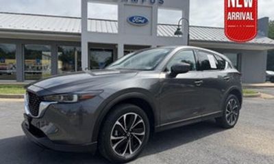 2023 Mazda CX-5 Premium Package