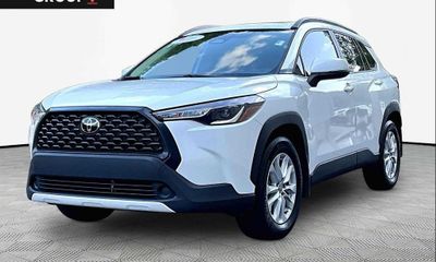 2023 Toyota Corolla Cross LE