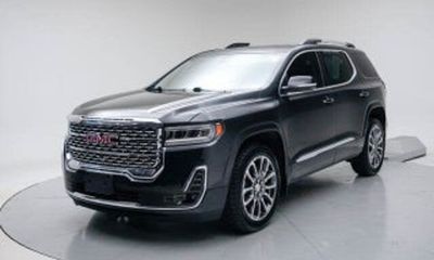 2018 GMC Acadia SLE 2