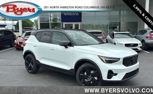 2026 Volvo XC40 Ultra Black Edition