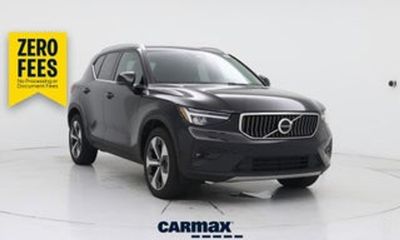 2023 Volvo XC40 Plus Bright
