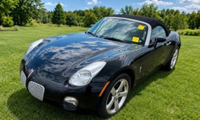 2006 Pontiac Solstice Convertible