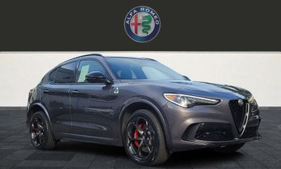 2022 Alfa Romeo Stelvio Quadrifoglio
