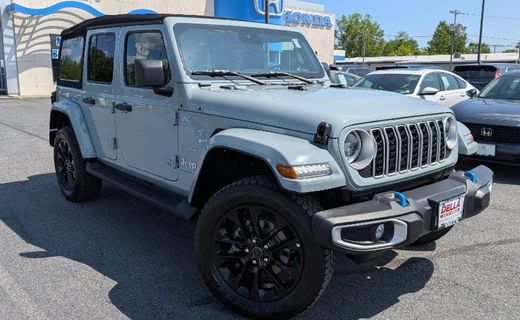 2024 Jeep Wrangler Sahara 4XE