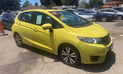 2015 Honda FIT EX L With