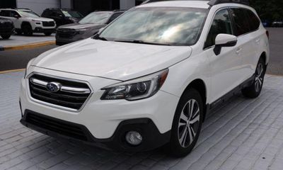 2019 Subaru Outback Limited ES