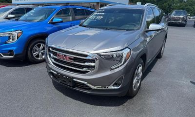2021 GMC Terrain SLT