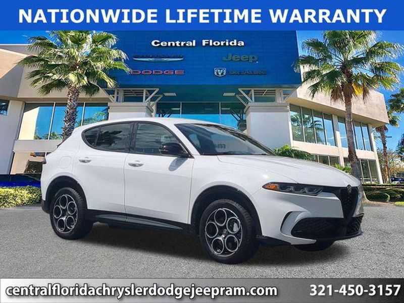 2025 Alfa Romeo Tonale — a typically priced live listing