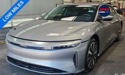 2025 Lucid AIR Pure