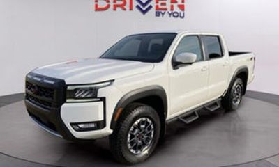 2025 Nissan Frontier SV
