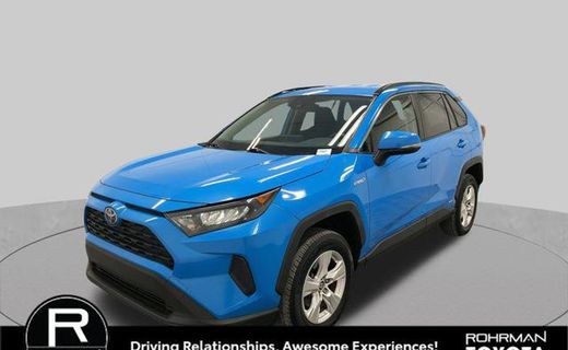 2020 Toyota RAV4 LE