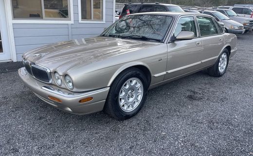 2001 Jaguar XJ8