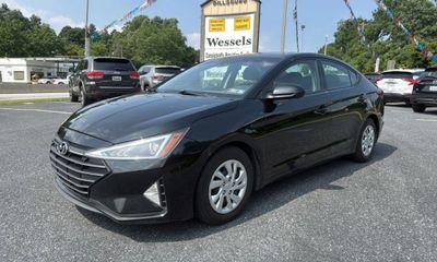 2020 Hyundai Elantra SE