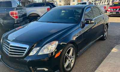 2010 Mercedes-Benz E-Class E550 4 Matic
