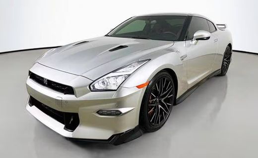 2024 Nissan GT-R Premium