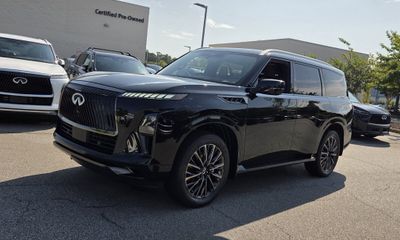 2027 Infiniti QX80 Autograph
