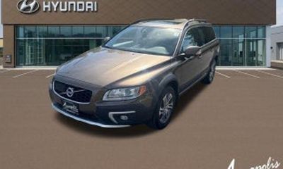 2014 Volvo XC70 32