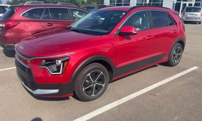 2024 Kia Niro EX