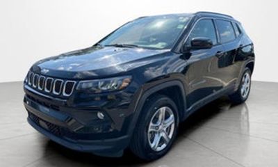 2023 Jeep Compass Latitude LUX Altitude
