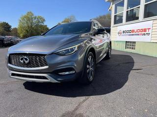 2017 Infiniti QX30 Premium