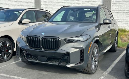 2026 BMW X5 XDRIVE50E