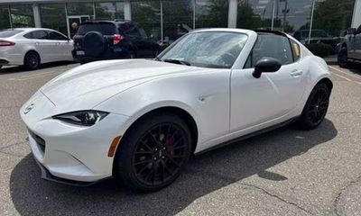 2025 Mazda MX-5 Club