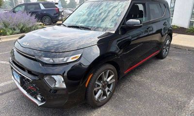 2022 Kia Soul GT Line