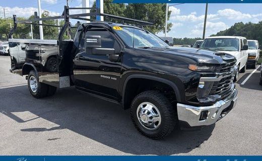2025 Chevrolet Silverado HD LT