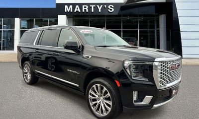 2022 GMC Yukon XL Denali