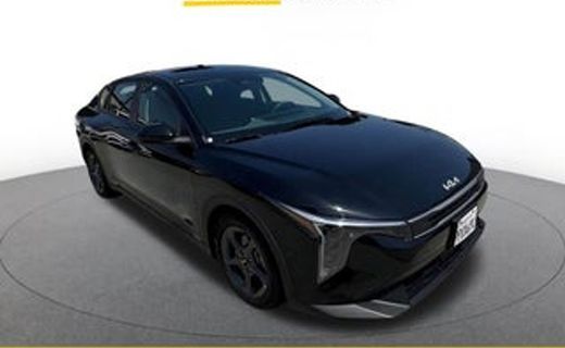 2025 Mazda MAZDA3 Preferred Package