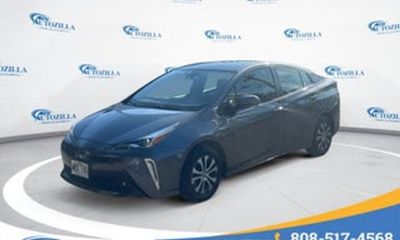 2020 Toyota Prius LE