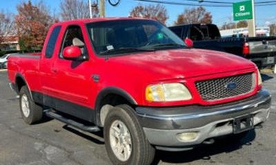 2002 Ford F-150 XLT SuperCrew