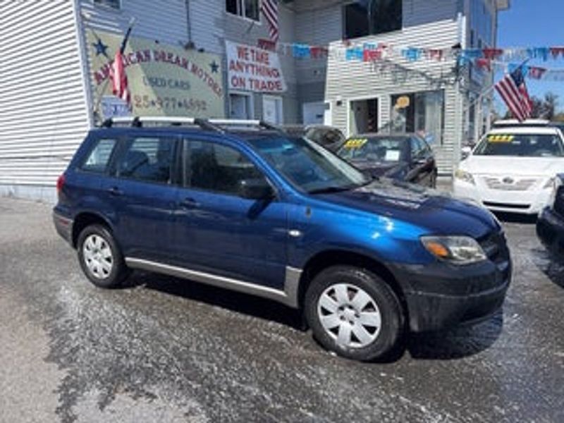 2003 Mitsubishi Outlander — a typically priced live listing