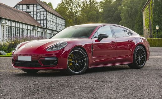 2021 Porsche Panamera GTS