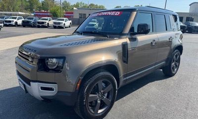 2020 Land Rover Defender 110 SE