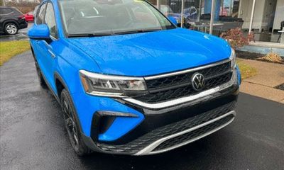 2023 Volkswagen Taos 4Motion SE