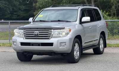 2013 Toyota Land Cruiser VX