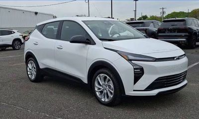 2027 Chevrolet Bolt LT