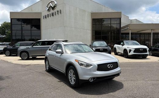 2017 Infiniti QX70 Base