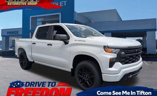 2026 Chevrolet Silverado Custom