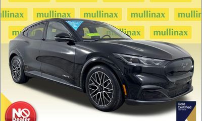 2025 Ford Mustang Mach-E Premium