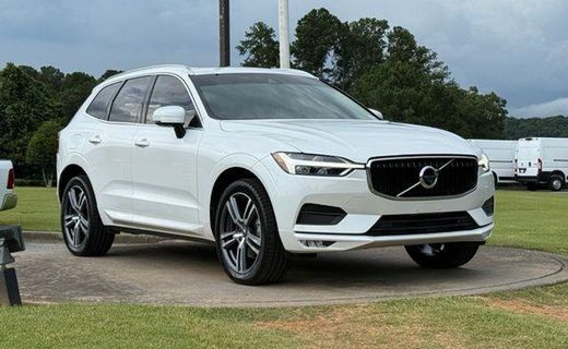 2021 Volvo XC60 Momentum
