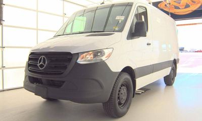 2023 Mercedes-Benz Sprinter 907 VS30