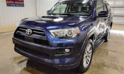 2023 Toyota 4RUNNER TRD Sport