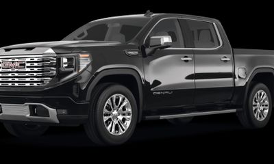 2024 GMC Sierra Denali