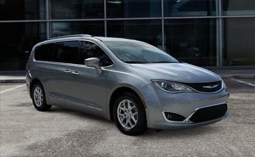 2020 Chrysler Pacifica Touring L
