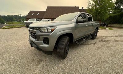 2024 Chevrolet Colorado LT