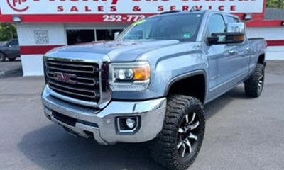 2016 GMC Sierra Denali