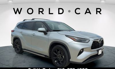 2022 Toyota Highlander LE