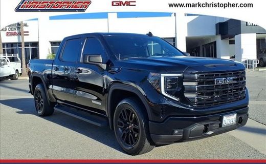 2023 GMC Sierra Elevation